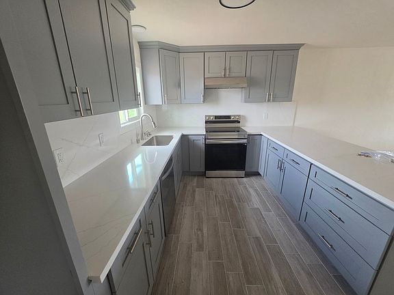 3rd image of 1772 Rio Grande Rd APT G