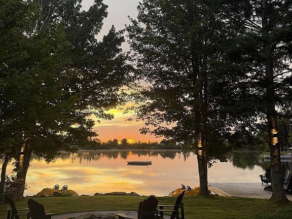 2nd image of 100 Lake Shore Dr