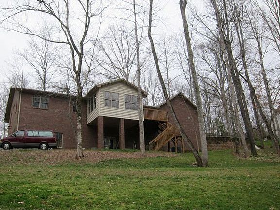 2nd image of 2969 Dogwood St