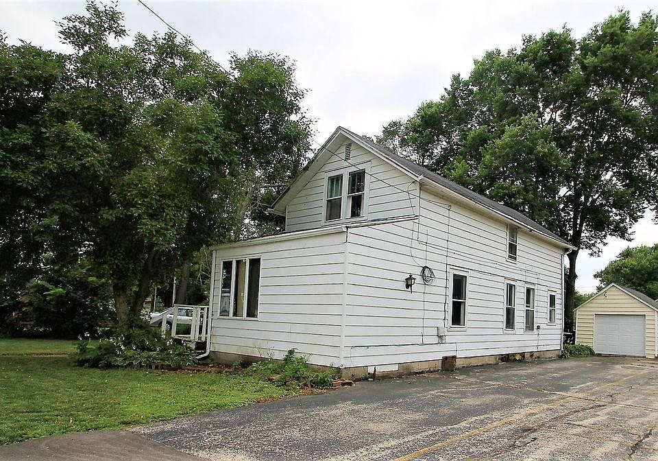 212 N Blackhawk Blvd, Rockton, IL 61072 Zillow