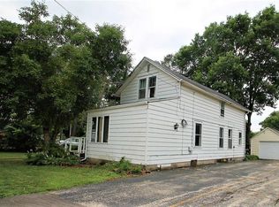 212 N Blackhawk Blvd, Rockton, IL 61072