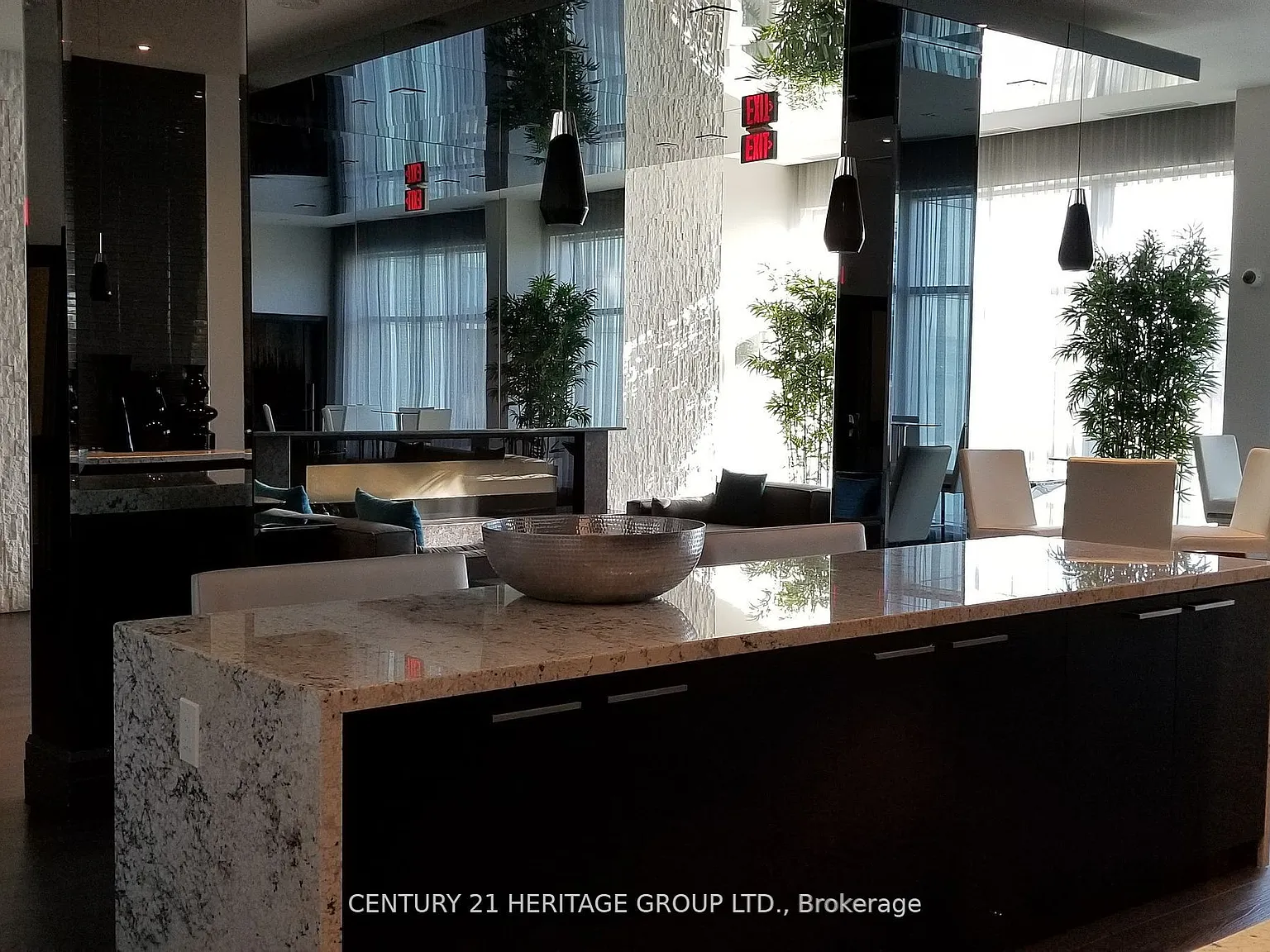 2 bed, $2,595 — Photo 2