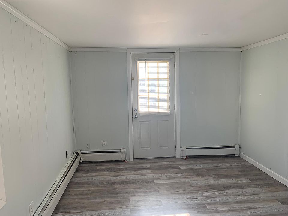 1st image of 44 Crawford St #2