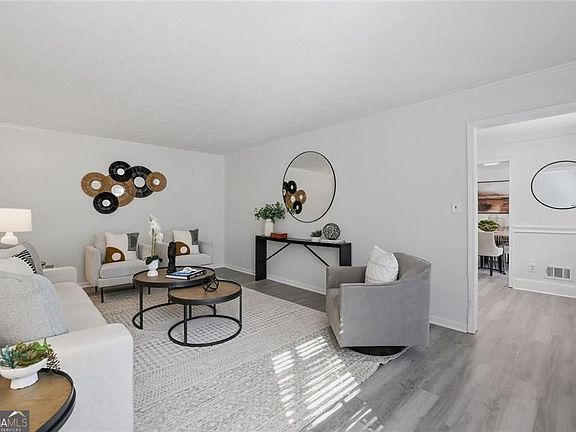 5th image of 4645 Riveredge Cv