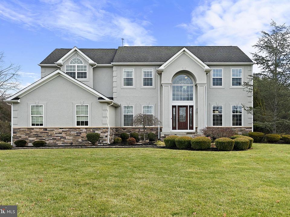 1st image of 108 Danton Ln