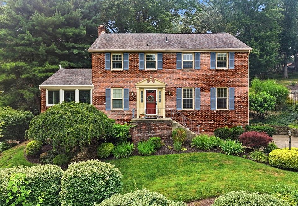 1st image of 10062 Oakridge Dr