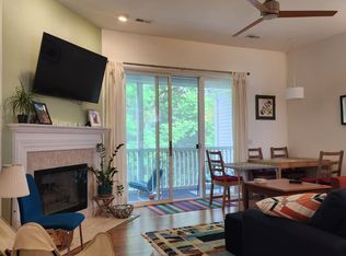 2942 Hunley Dr, Ann Arbor, MI 48105