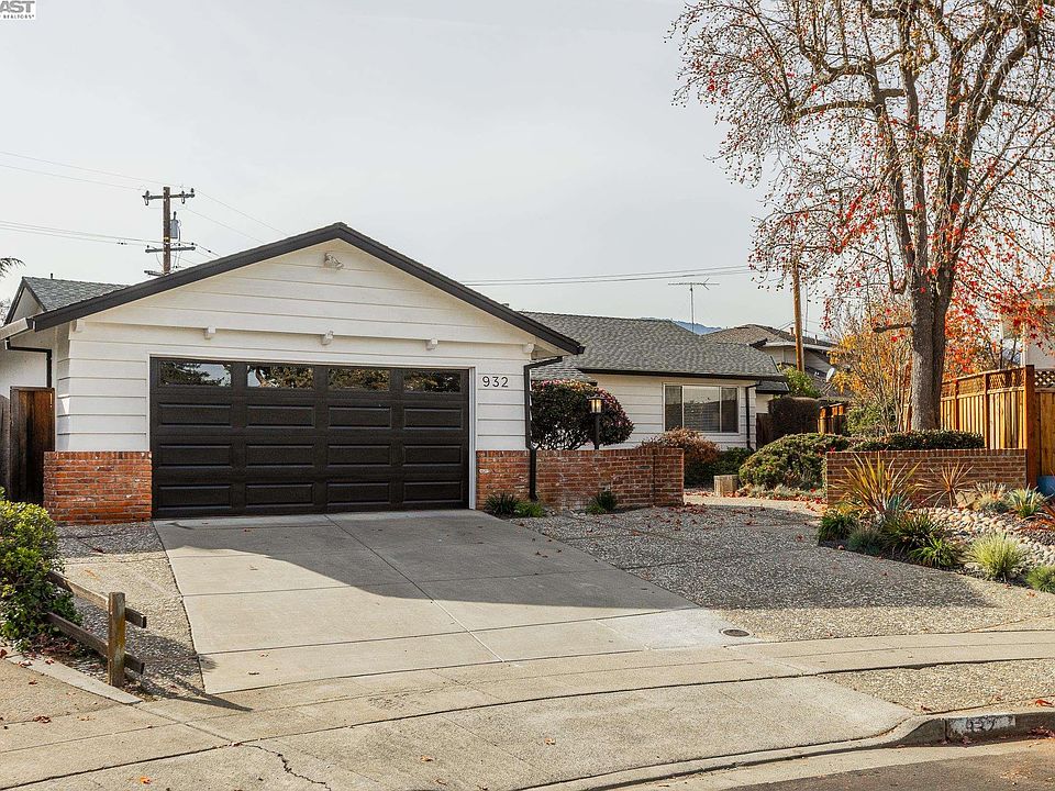 1st image of 932 Cherrystone Dr