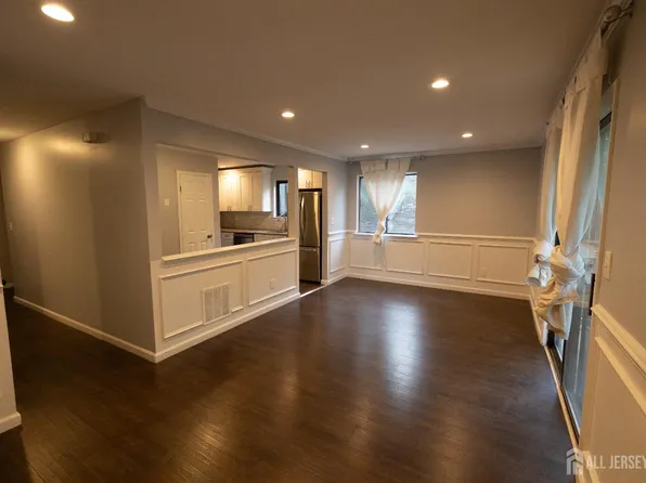 4319 Birchwood Ct, North Brunswick, NJ 08902