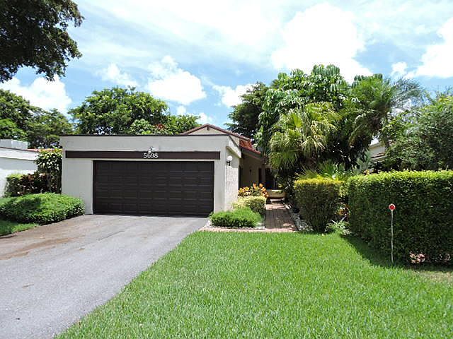 1st image of 5698 Ainsley Ct