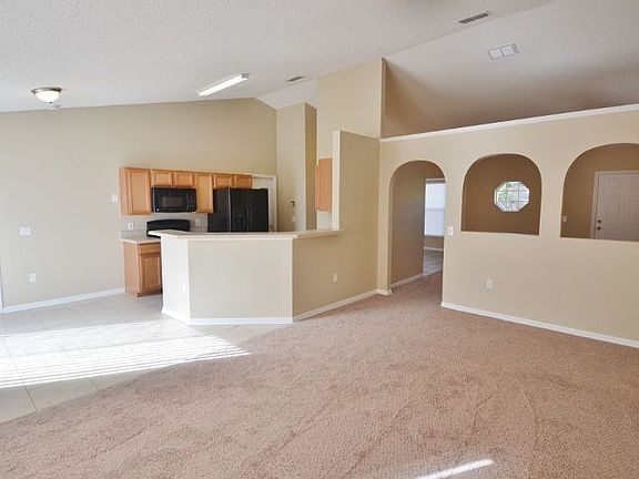 3rd image of 2655 N Juliet Dr
