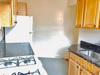 Rented by Brooklyn Heights Real Estate Inc