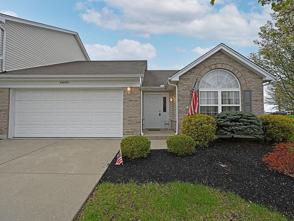 1st image of 24074 Sun Hills Ln #8-C