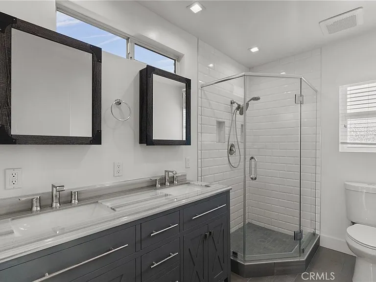 6051 Teesdale Ave — Photo 18