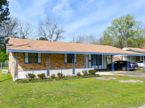 411 NE D St, Antlers, OK 74523