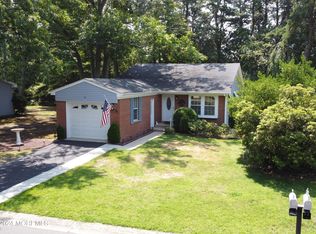 30 Bowie Dr, Whiting, NJ 08759