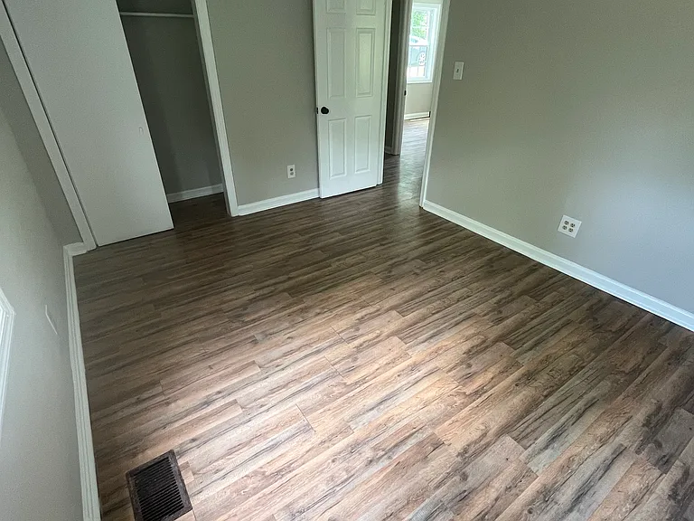 2920 Shelby Dr — Photo 5