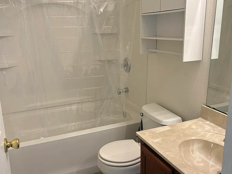 209 E Pisa Pl — Photo 15