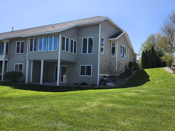 2nd image of 4616 Canterbury Dr #32
