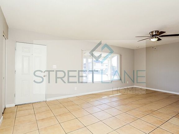 3rd image of 3738 W Mauna Loa Ln