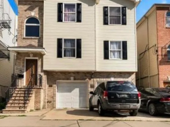 468 John F Kennedy Boulevard image 1 of 7