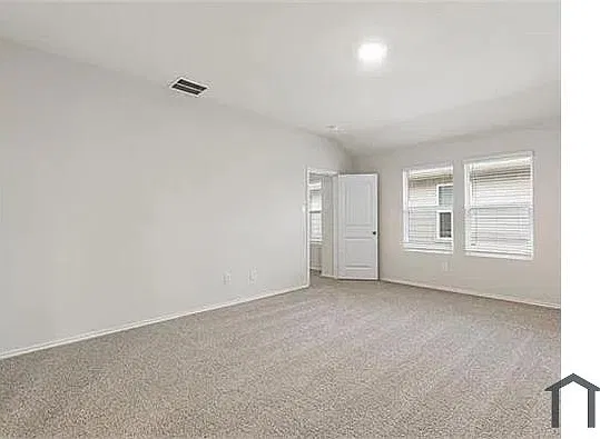 3 bed, 1696 sqft, $1,850 — Photo 3