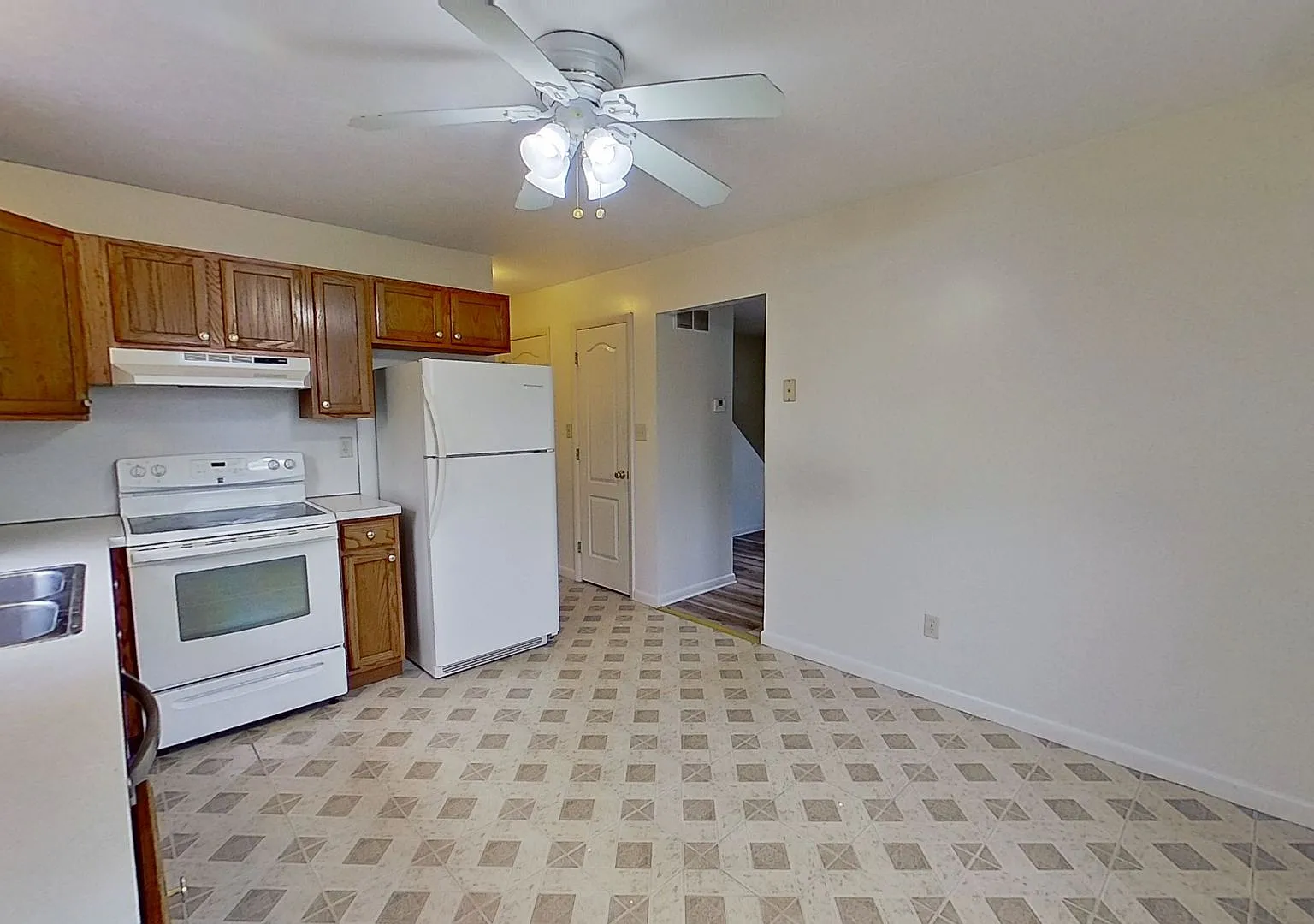 Two Bedroom Townhome with Attached Garage — Photo 4