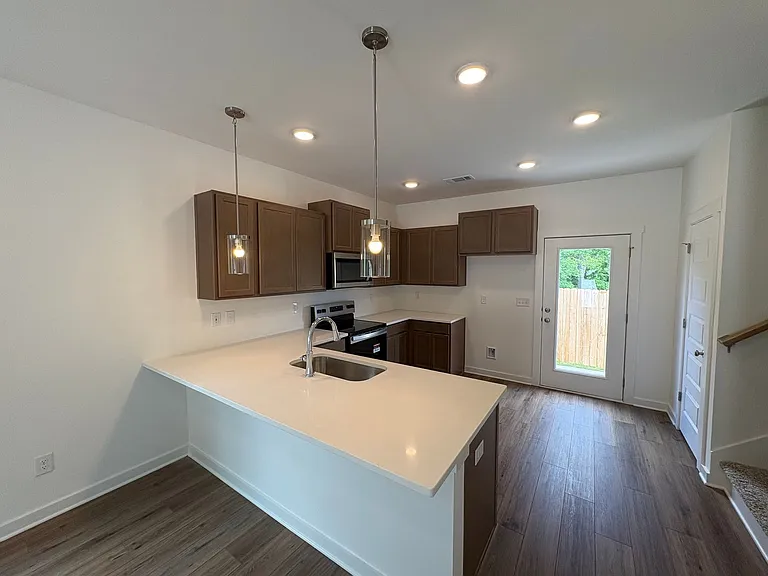 15 Stevens Cove Dr — Photo 6
