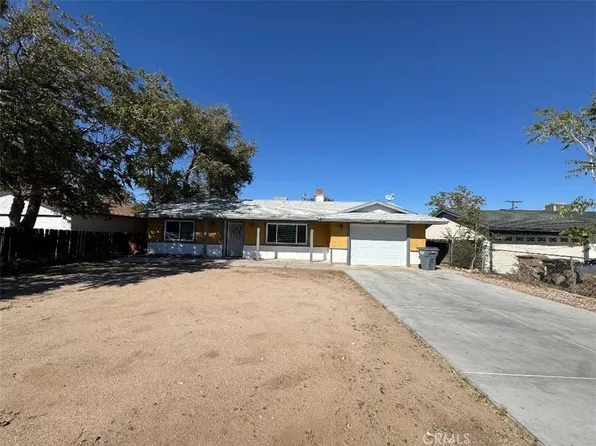 16188 Live Oak St, Hesperia, CA 92345
