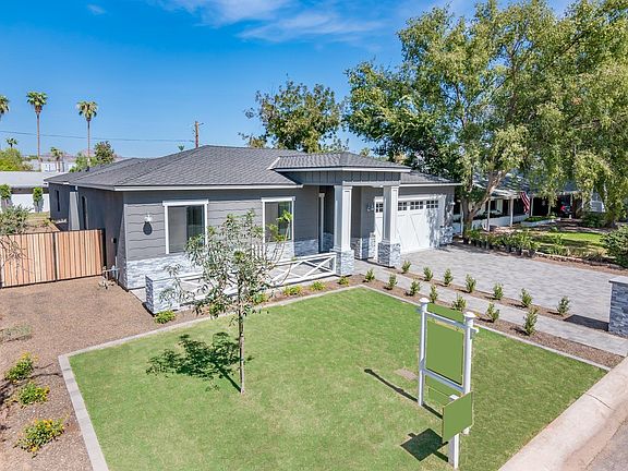 5th image of 3518 E Glenrosa Ave