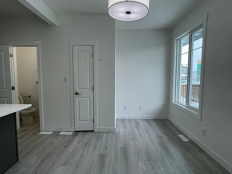 2710 66th St SW — Photo 25