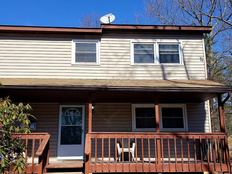 1st image of 3109 Evergreen Cir #B