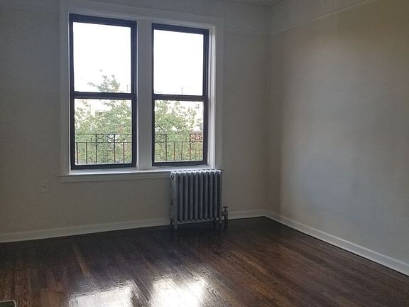 5th image of 3706 81st St APT 4F