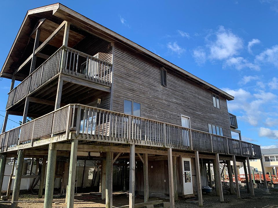 1st image of 49 Flax Isle Dr