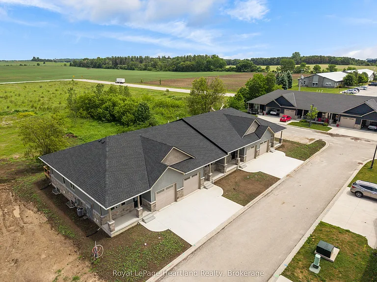 23 Silver Creek Rd — Photo 9