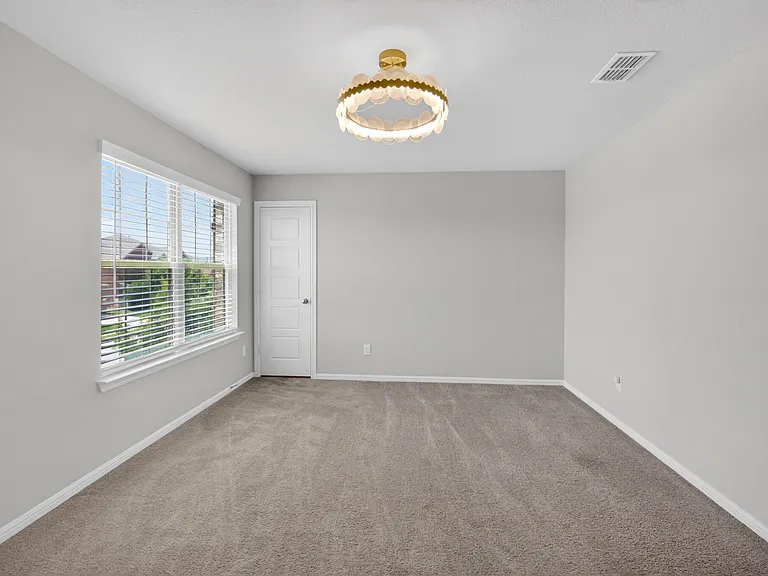 5913 Pensby Dr — Photo 15