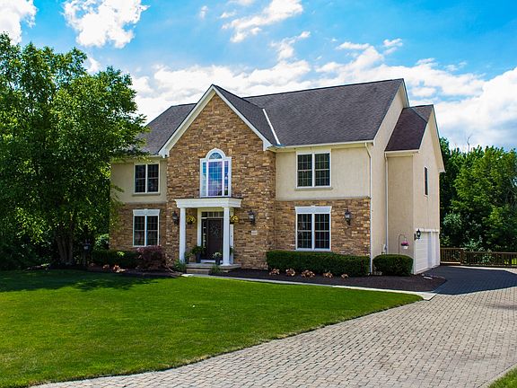 2nd image of 6307 Spinnaker Dr
