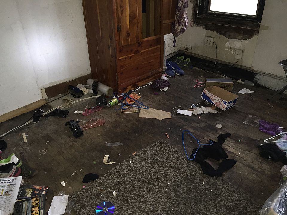 2nd image of 3027 Wharton St