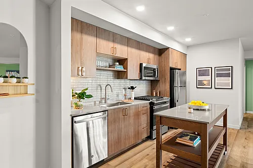 Modera Overlake Photo 1