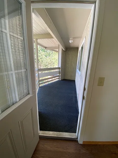 Madrona Place Apts - C-7 — Photo 4