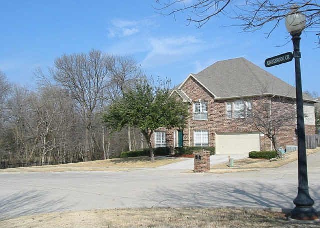 1st image of 1301 Kingsbrook Cir