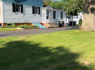 100 Old Port Rd #A, Kennebunk, ME 04043