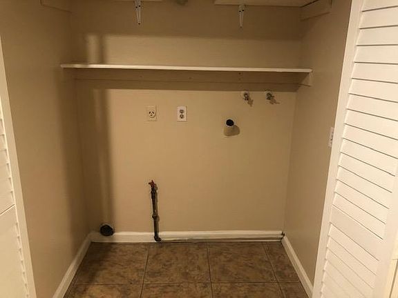 5th image of 9010 Newport Ave #11