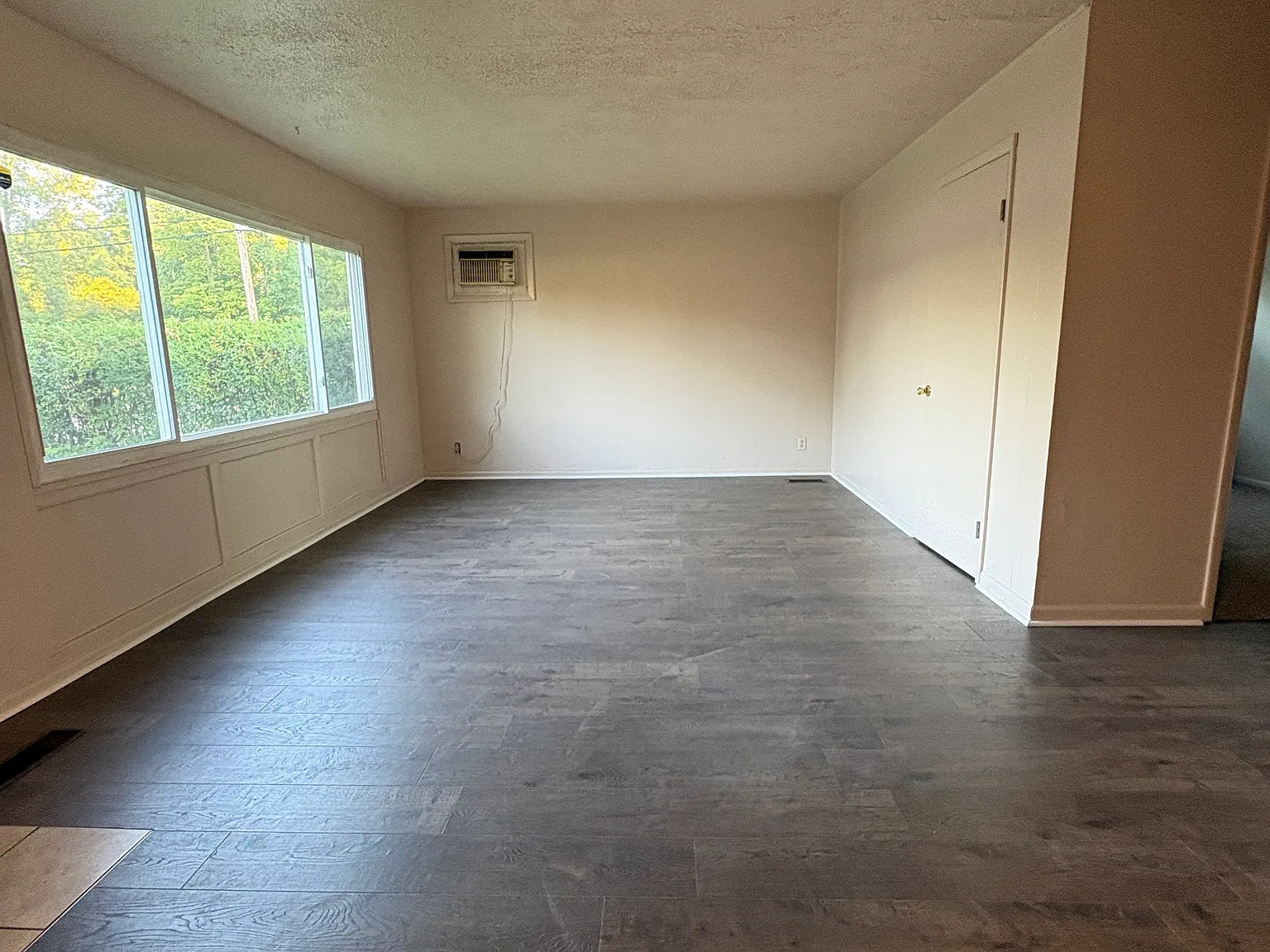 3 bed, 1020 sqft, $1,150 — Photo 4