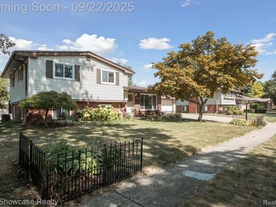 8700 Ringwood Dr, Commerce Township, MI, 48382