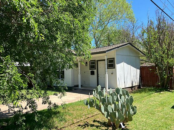 2nd image of 4703 Everglade Dr