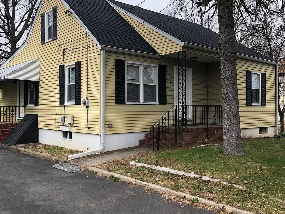 32 Keswick Ave