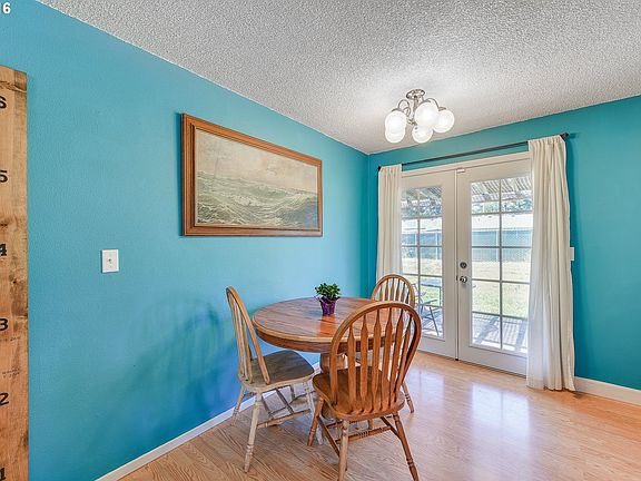 4th image of 4006 NE 138th Ave