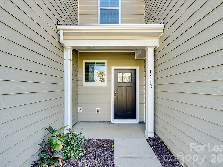 1412 Bramblewood Dr — Photo 3