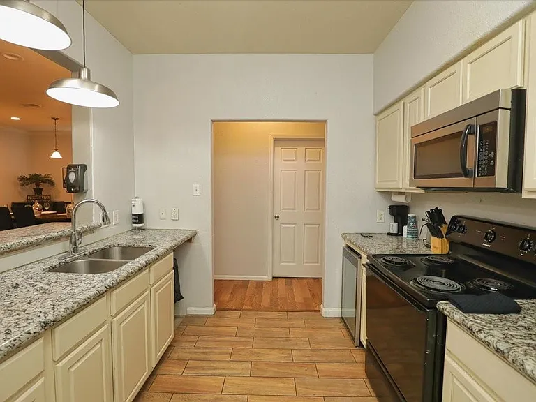 13121 Vickery St #1 — Photo 19